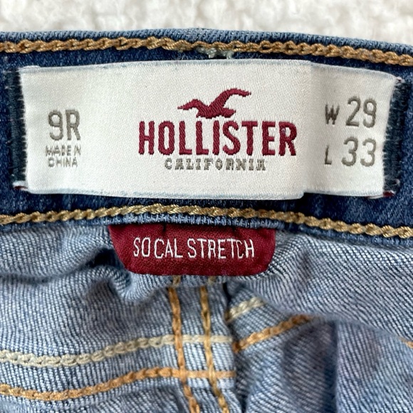 HOLLISTER • Blue Medium Wash SoCal Stretch Straight Leg Jeans, 29 - Picture 11 of 16